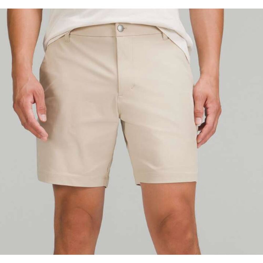 423 - LULULEMON Commission Classic-Fit Short 7" *Warpstreme Trench 32W